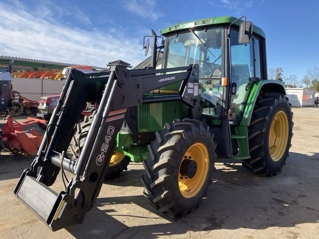 JOHN DEERE TRACTOR - Stock ID AHM00032