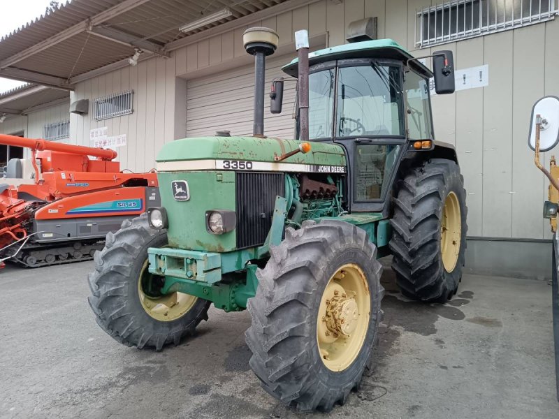 JOHN DEERE TRACTOR - Stock ID AHM00093