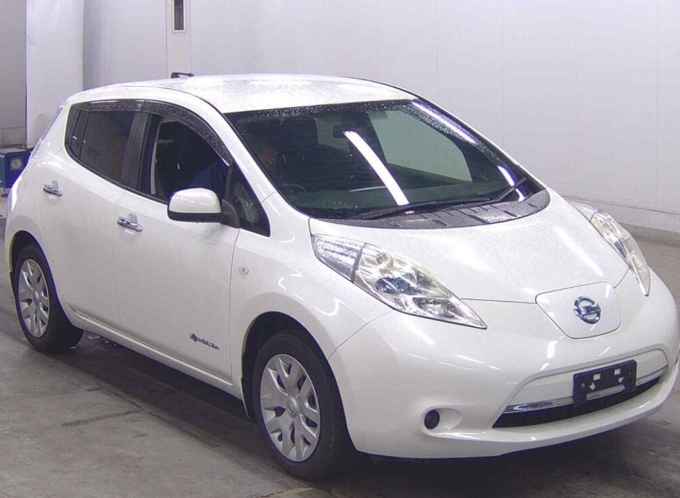 NISSAN