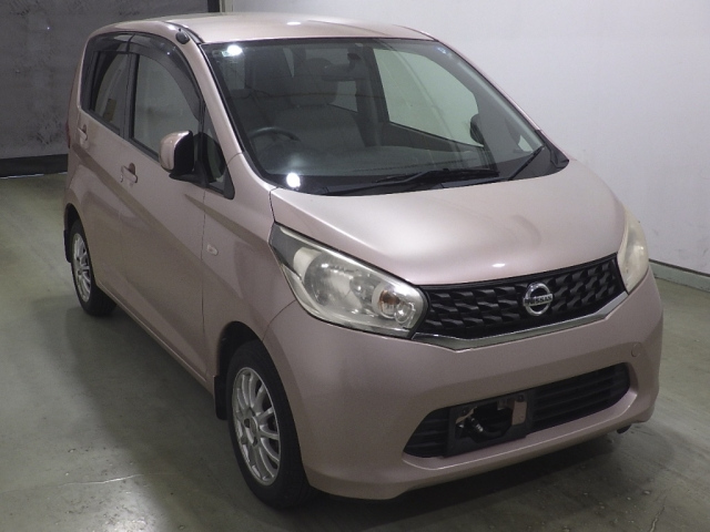 NISSAN