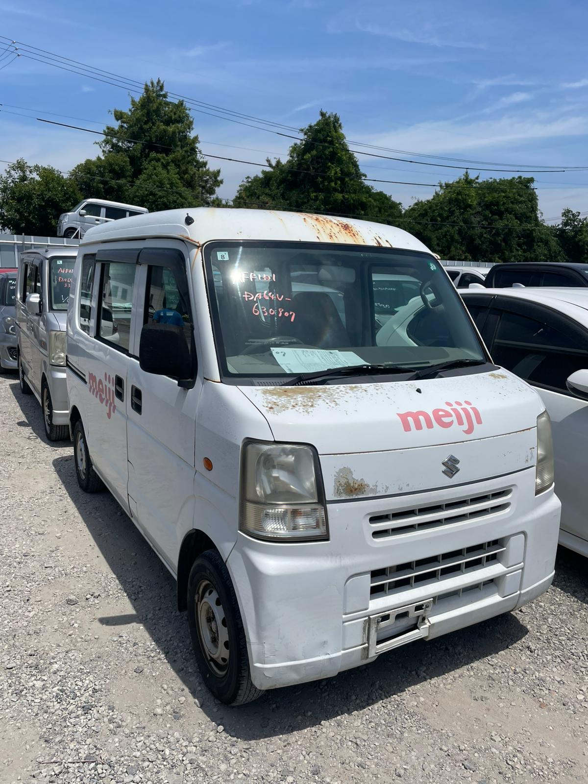 SUZUKI