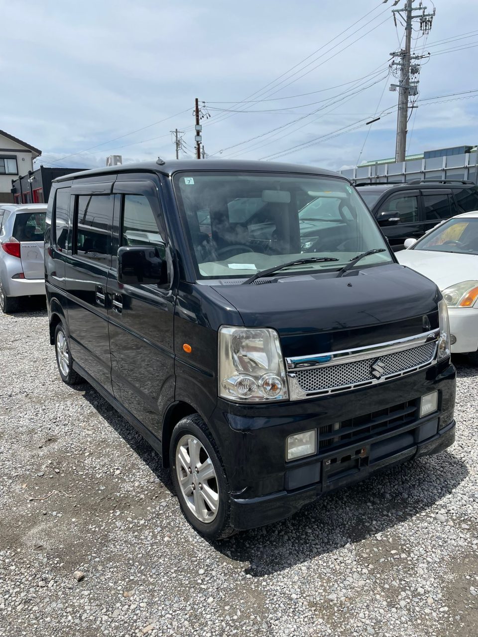 SUZUKI