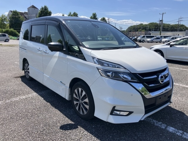 NISSAN