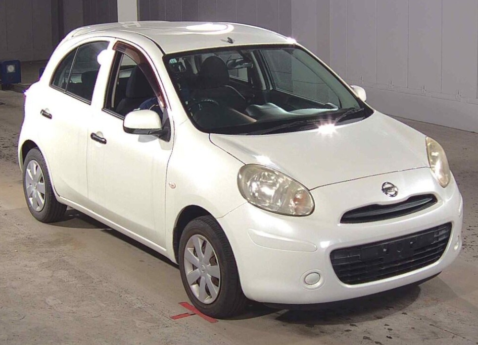 NISSAN