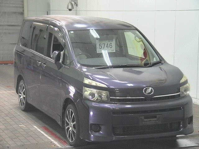 TOYOTA VOXY 2010 - Stock ID AT28641