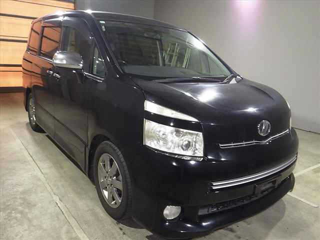TOYOTA VOXY 2009 - Stock ID AT28586