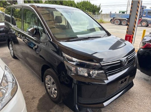 TOYOTA VOXY 2016 - Stock ID AT28711
