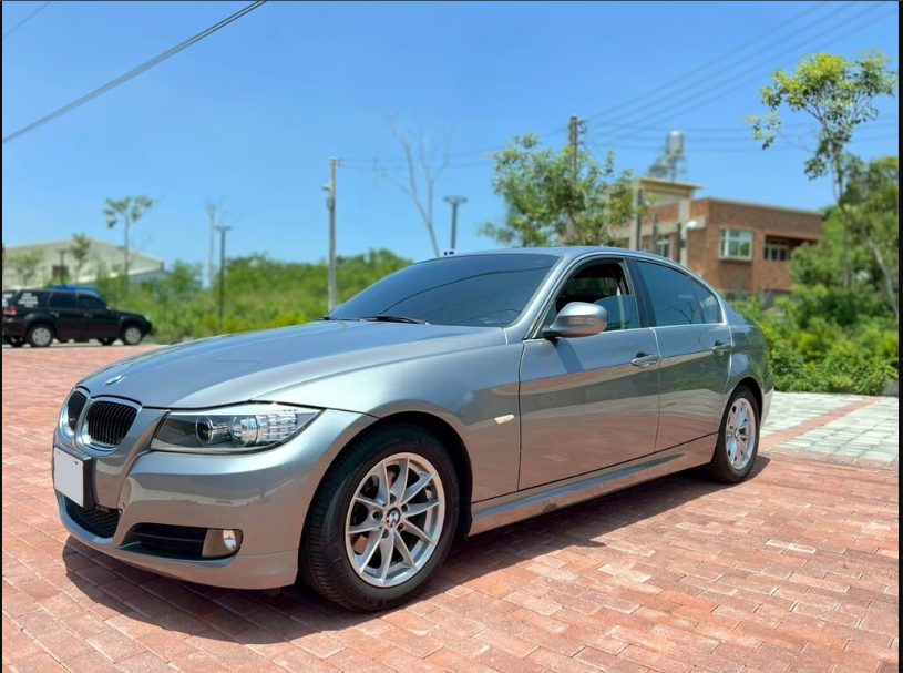 BMW 318D 2011 - Stock ID ATW00037