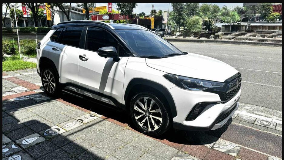 TOYOTA COROLLA CROSS 2023 - Stock ID ATW00048