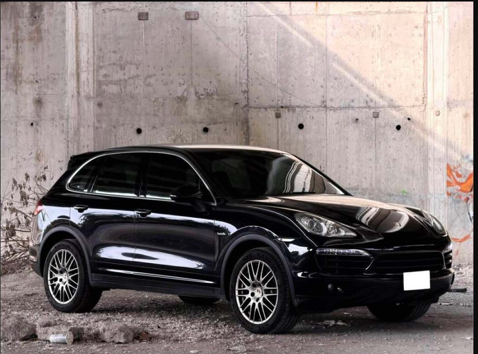 PORSCHE CAYENNE 2011 - Stock ID ATW00194