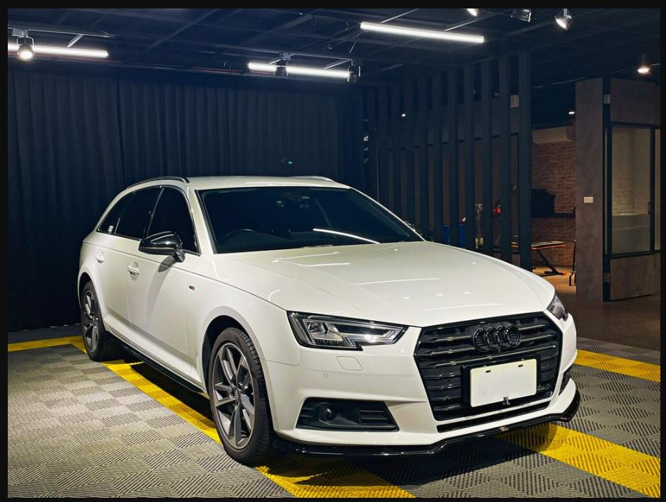 AUDI A4 AVANT 2018 - Stock ID ATW00202