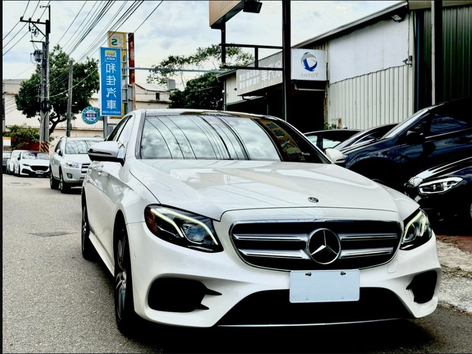 Mercedes Benz E300 2017 - Stock ID ATW00215