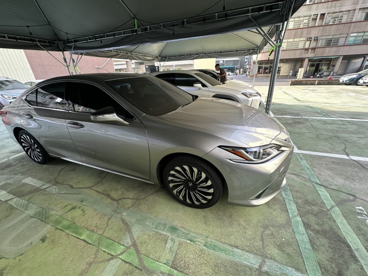 LEXUS ES250 2024 - Stock ID ATW00241