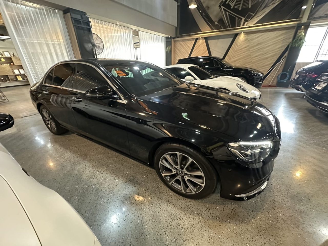 MERCEDES BENZ E200 2023 - Stock ID ATW00247