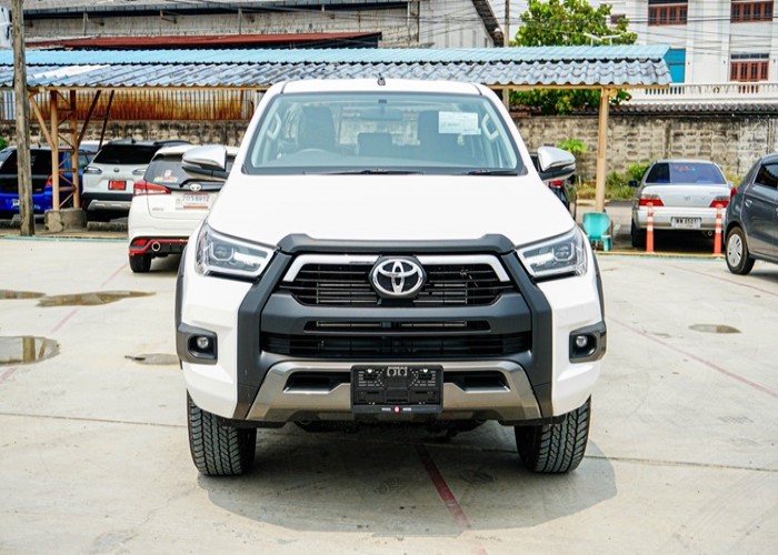 TOYOTA HILUX 2024 - Stock ID ATH00108