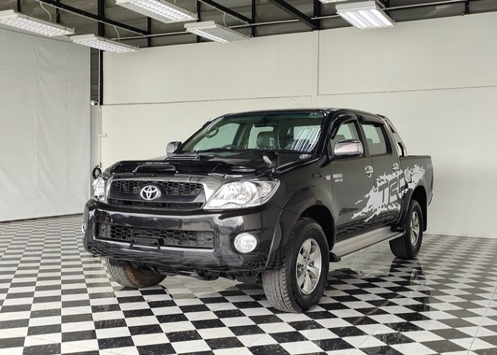 TOYOTA HILUX 2017 - Stock ID ATH00111
