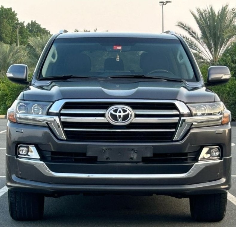 TOYOTA LAND CRUISER 2019 - Stock ID AUAE00010