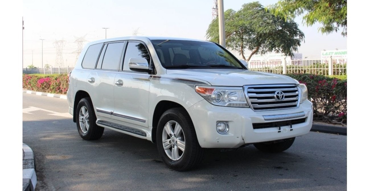 TOYOTA LAND CRUISER 2014 - Stock ID AUAE00048